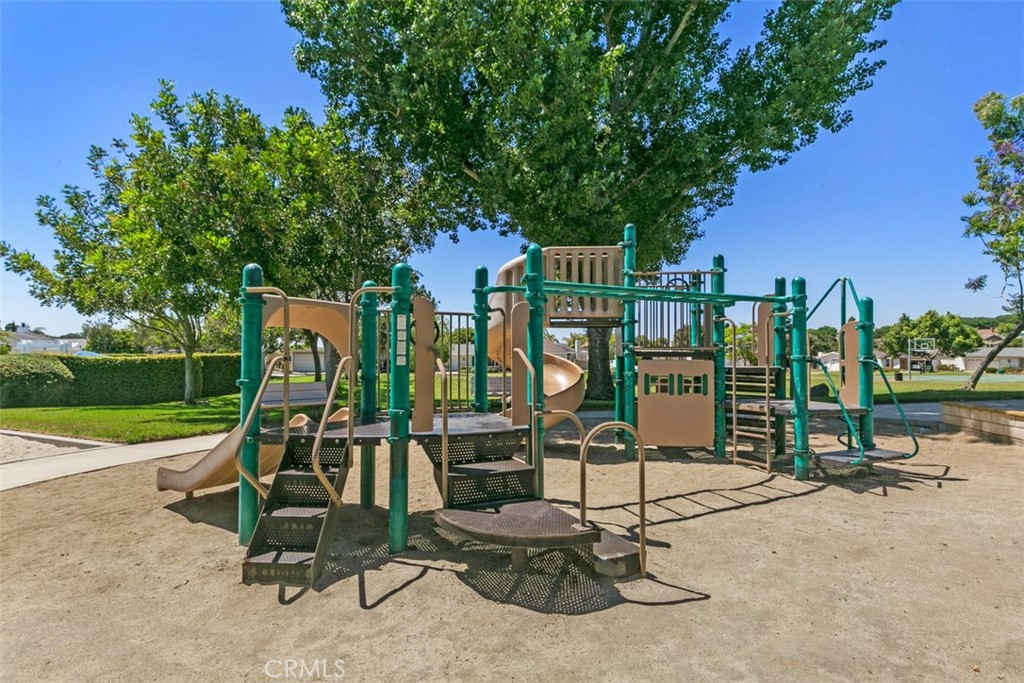 5711 Sierra Cielo Road Irvine, CA 92603 - Photo 31 of 35