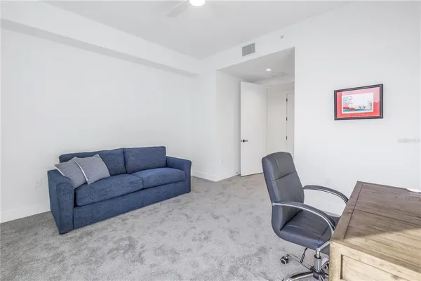 $8,750 | 777 3rd Avenue North, Unit 708, St. Petersburg, FL 33701