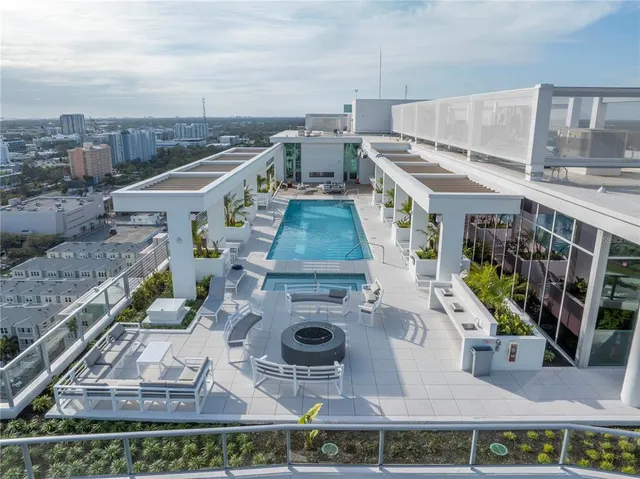 $8,900 | 777 3rd Avenue North, Unit 708, St. Petersburg, FL 33701