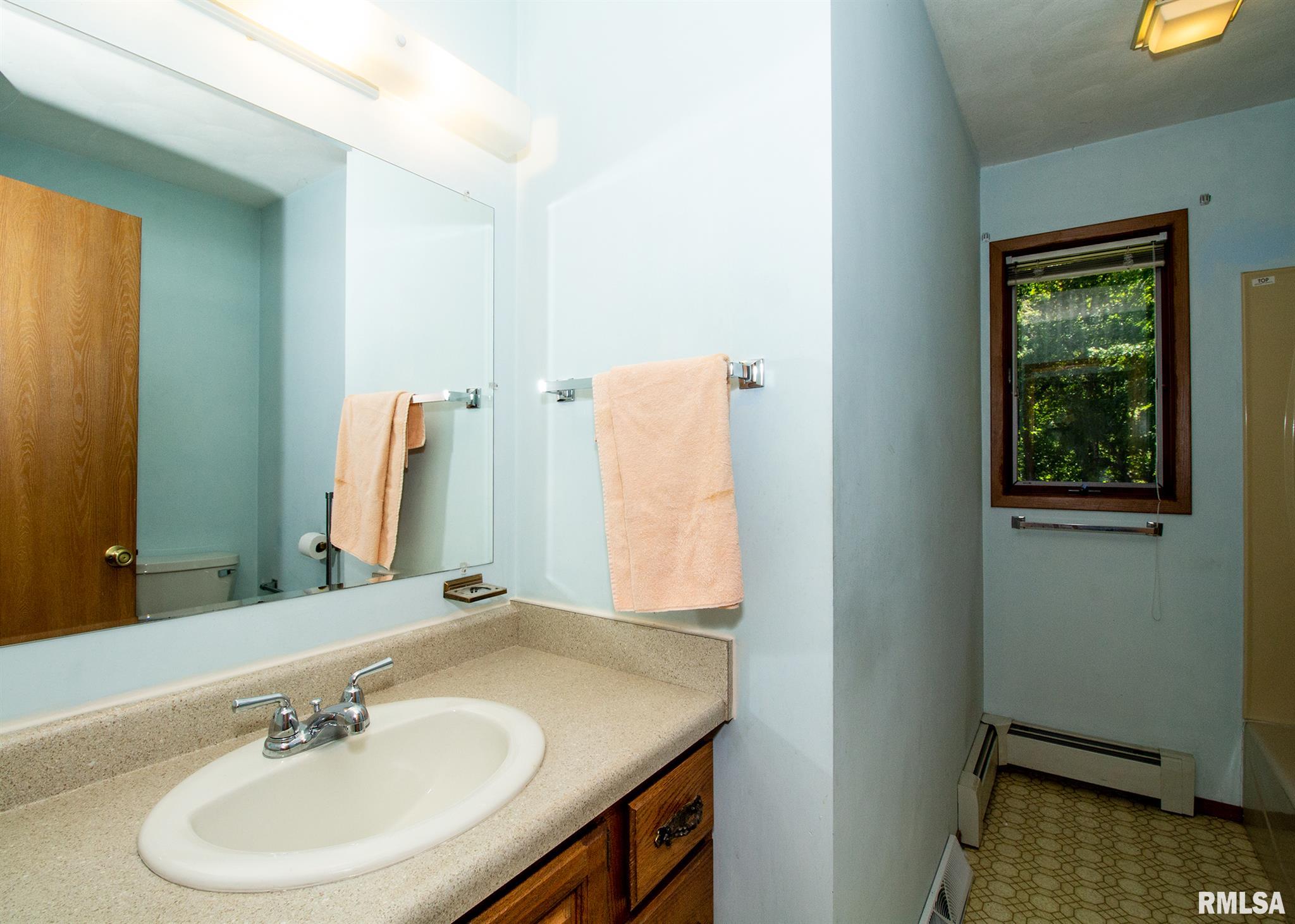14814 78th Avenue West Taylor Ridge, IL 61284 - Photo 18 of 40 Gallery Image 18