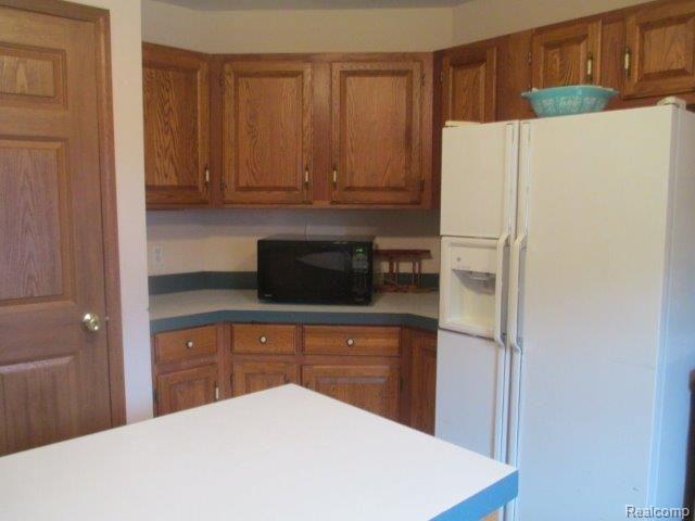 45 South Wilder Road Lapeer, MI 48446 - Photo 12 of 42 Kitchen 3.jpg