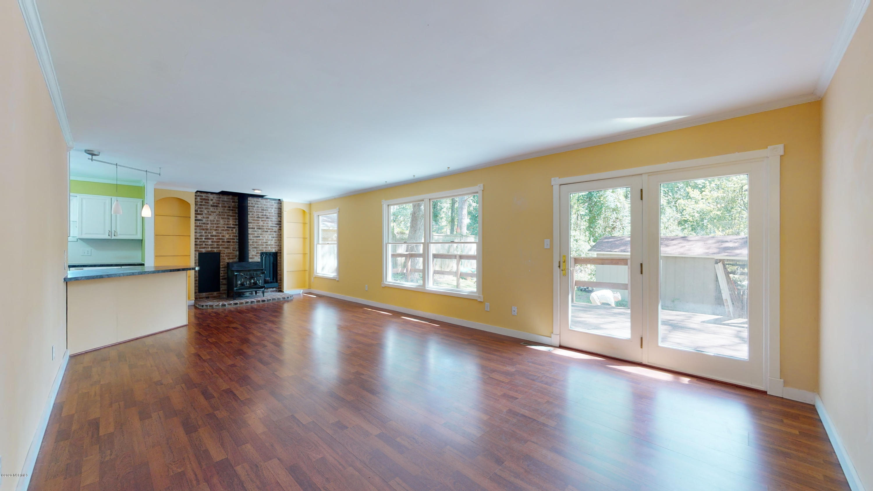 212 Ridgewood Lane Washington, NC 27889 - Photo 5 of 34 lots of natural light!