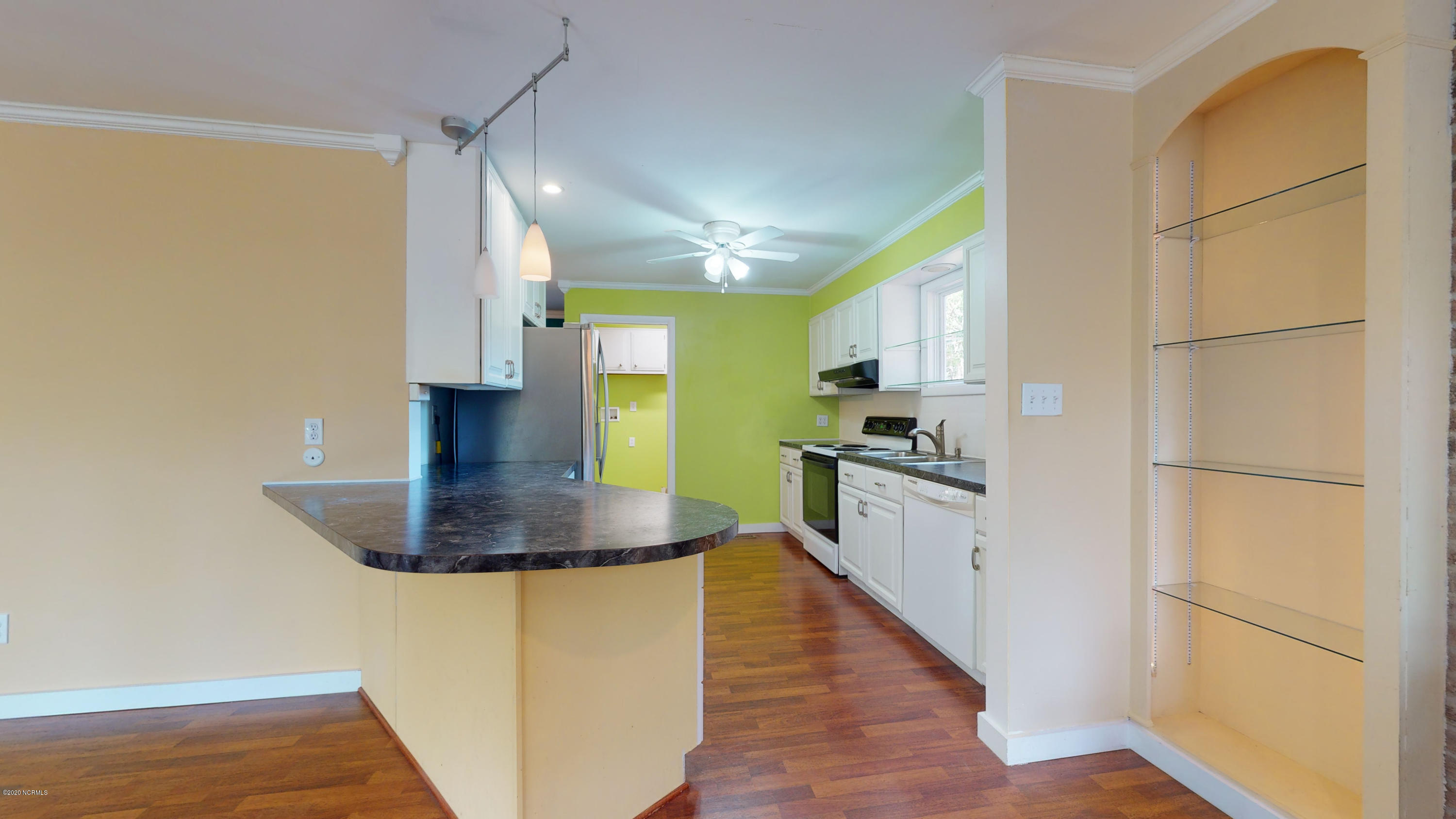 212 Ridgewood Lane Washington, NC 27889 - Photo 8 of 34 212 Ridge Wood Ln-18
