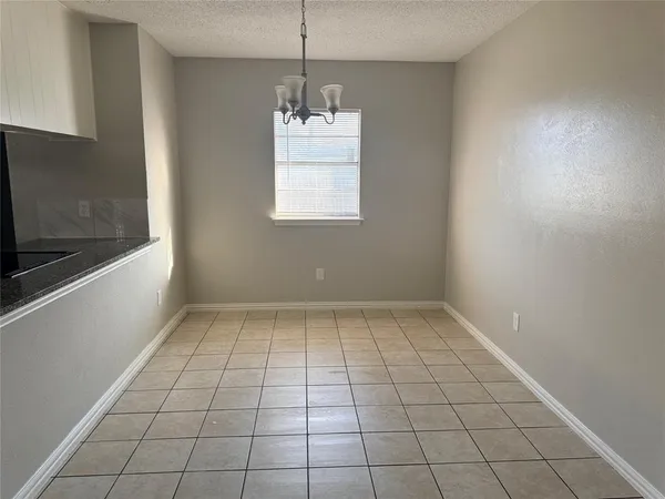 $1,750 | 4103 Altamesa Boulevard, Fort Worth, TX 76133