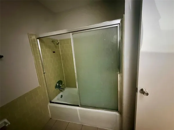 $1,750 | 4103 Altamesa Boulevard, Fort Worth, TX 76133