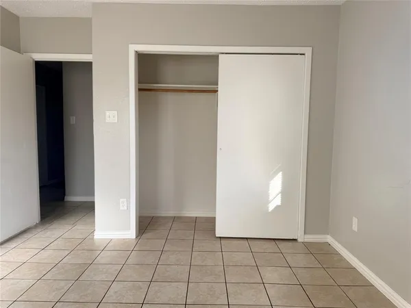 $1,750 | 4103 Altamesa Boulevard, Fort Worth, TX 76133