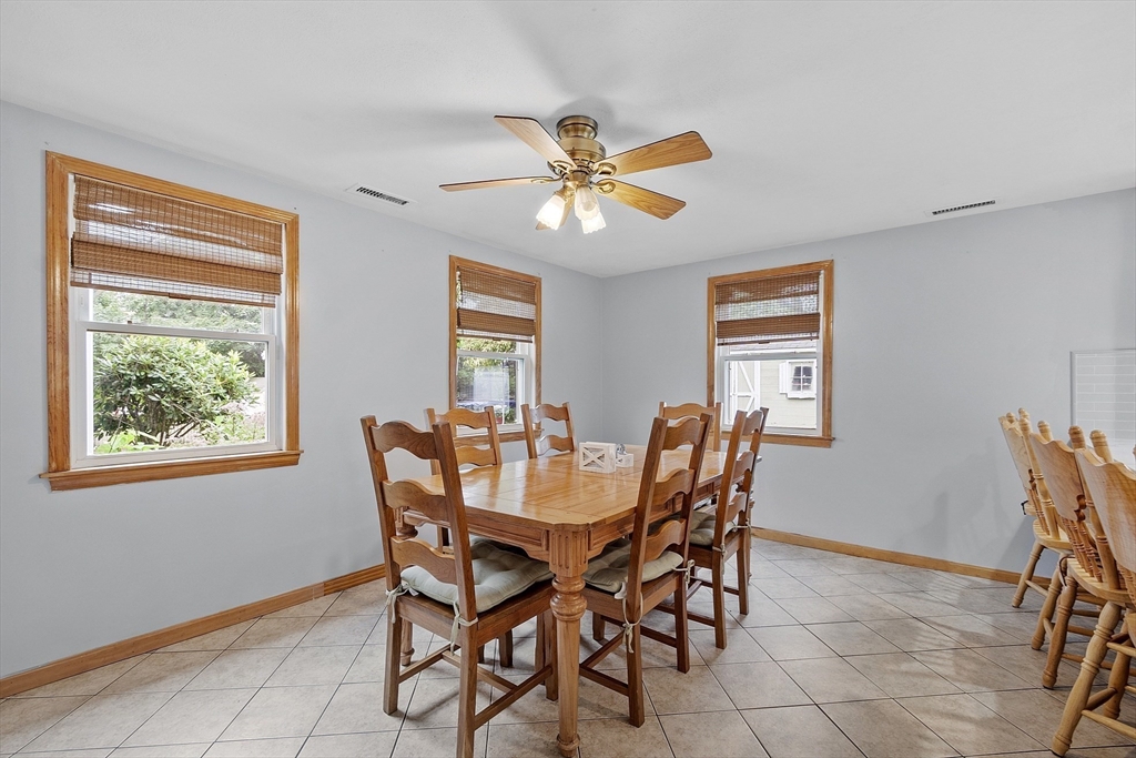 5 Elizabeth Road Billerica, MA 01821 - Photo 11 of 41 a dining room with furniture and window