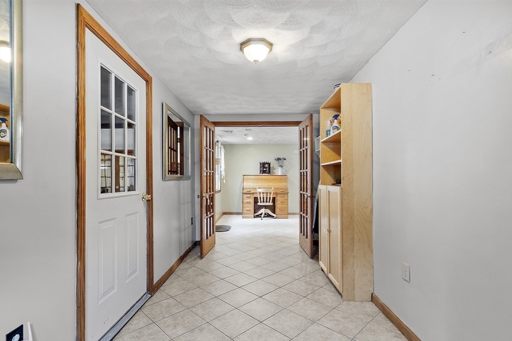 5 Elizabeth Road Billerica, MA 01821 - Photo 28 of 41 a view of a hallway view with furniture