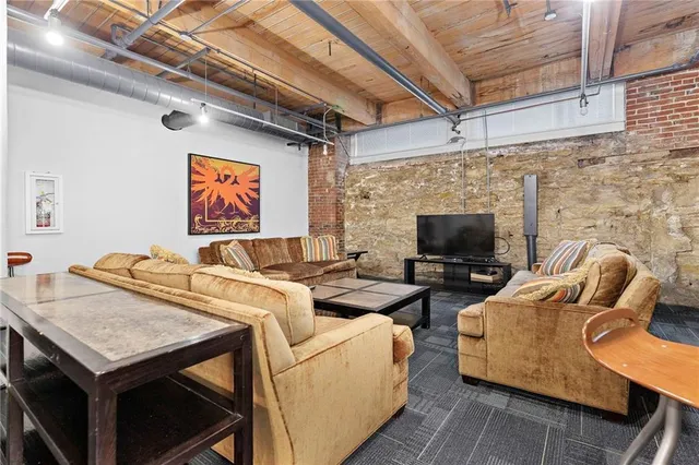 $175,000 | 308 West 8th Street, Unit 509, Kansas City, MO 64105