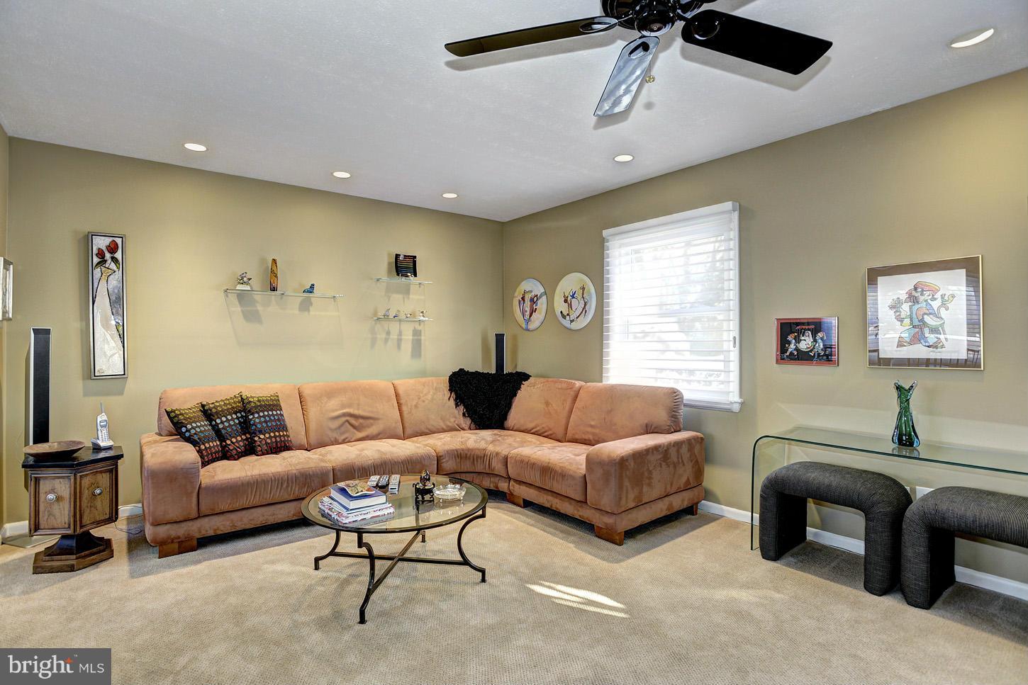 918 West Nolcrest Drive Silver Spring, MD 20903 - Photo 3 of 27 Living Room