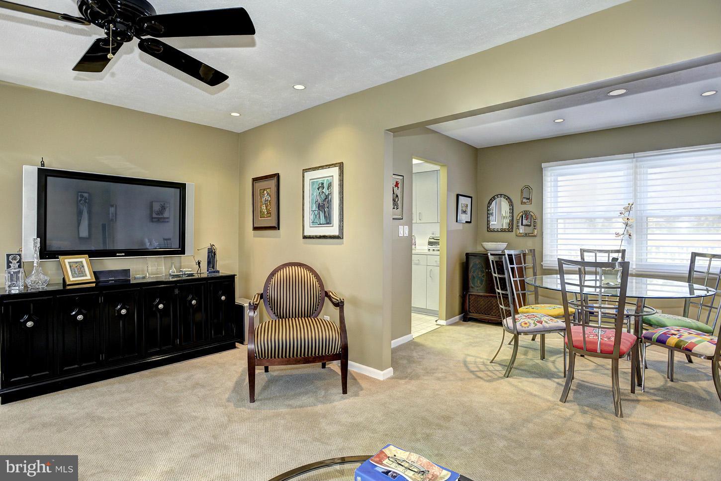 918 West Nolcrest Drive Silver Spring, MD 20903 - Photo 5 of 27 Living Room