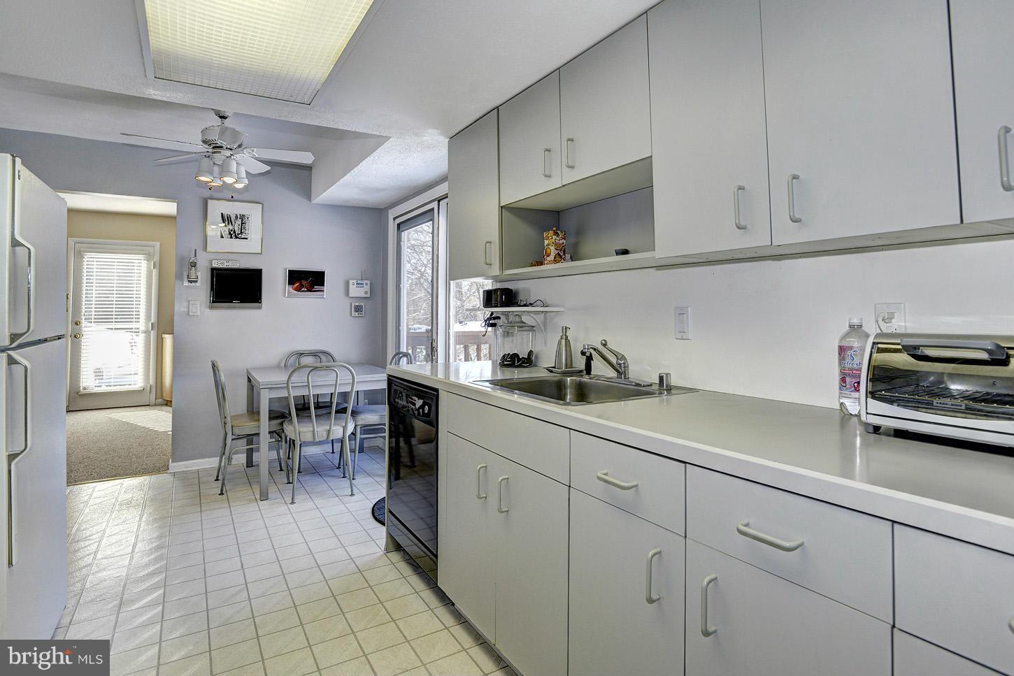 918 West Nolcrest Drive Silver Spring, MD 20903 - Photo 8 of 27 Kitchen