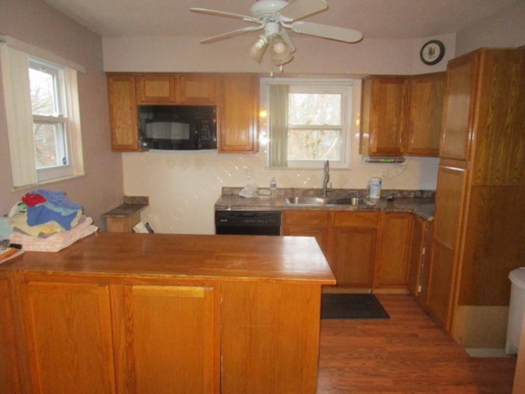 290 Spring Run Road Crescent, PA 15046 - Photo 8 of 22 Gallery Image 8