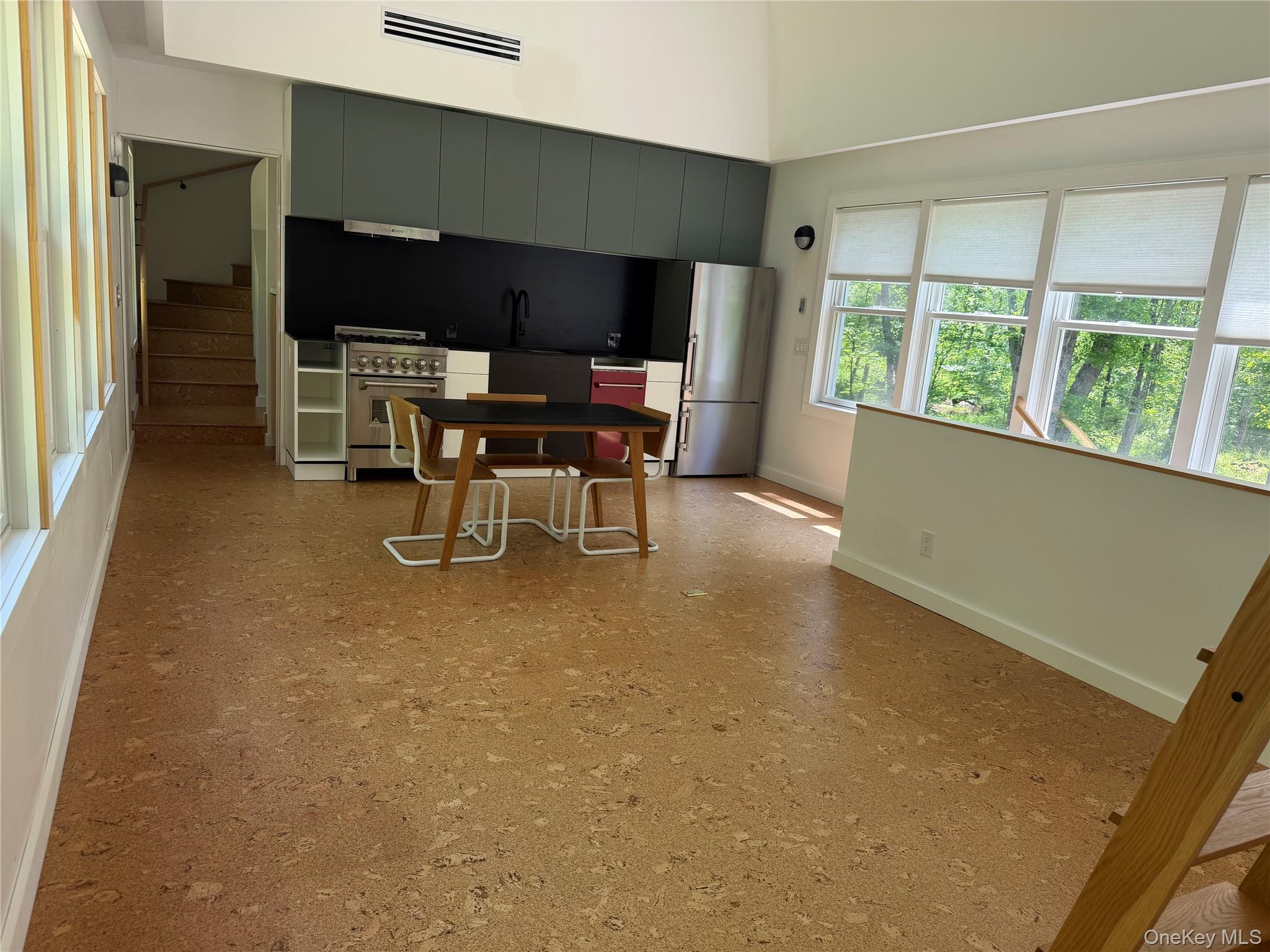 40 Pioneer Road Gardiner, NY 12525 - Photo 3 of 16 a view of work space with windows