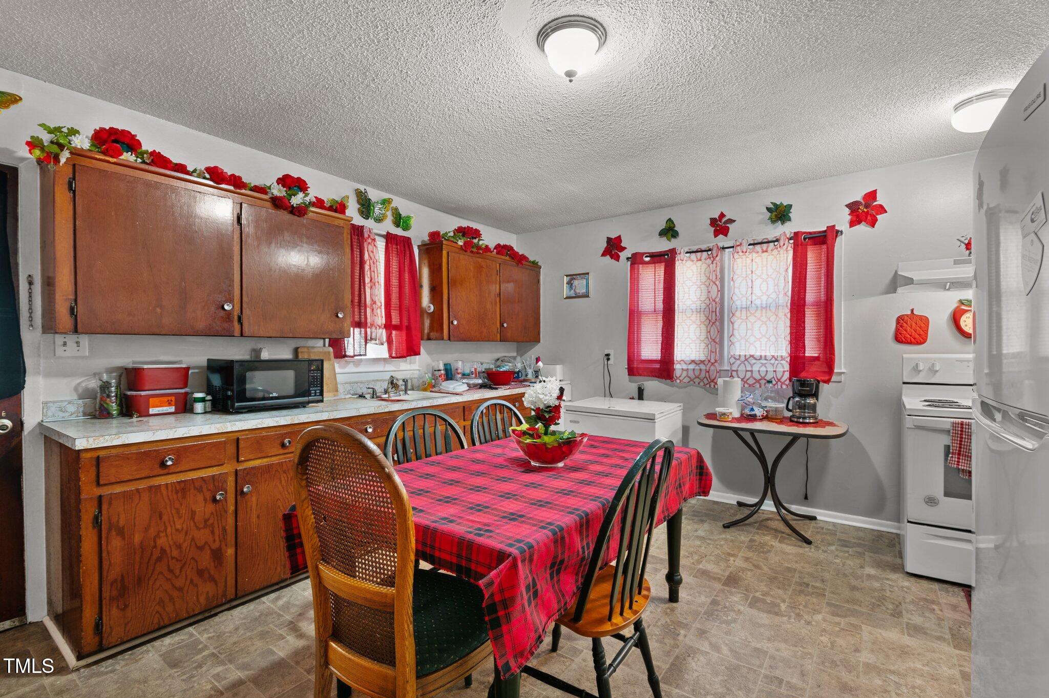 1625 Gun Club Road Henderson, NC 27537 - Photo 5 of 34 19-web-or-mls-DSC_5623