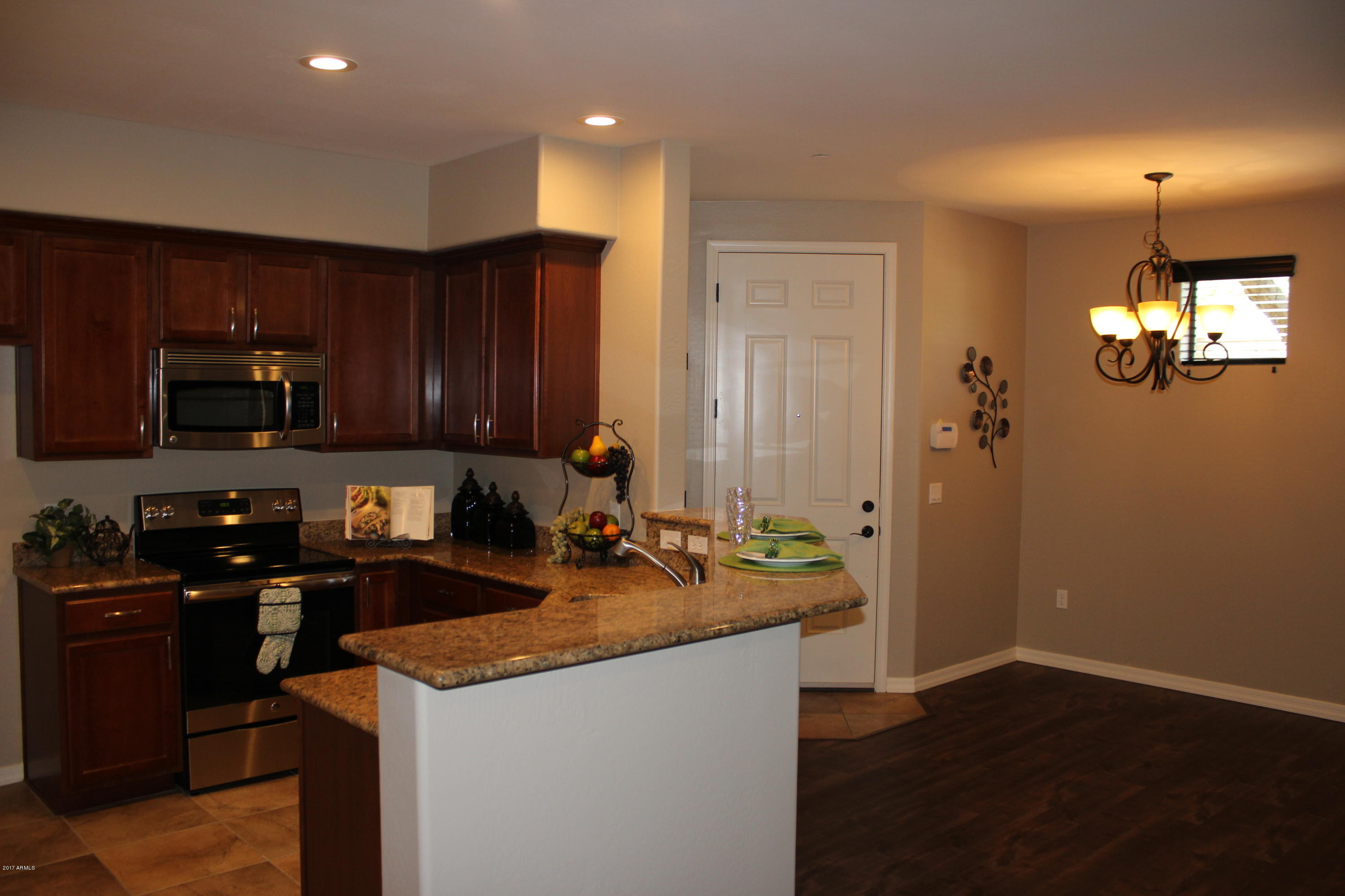 3330 South Gilbert Road, Unit 1026 Chandler, AZ 85286 - Photo 6 of 23 IMG_7362
