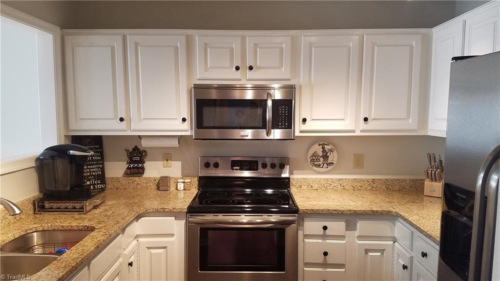 4416 Single Tree Lane High Point, NC 27265 - Photo 3 of 7 Gallery Image 3