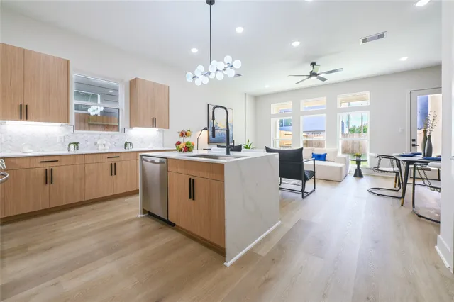 $334,000 | 14113 Bridgeport Road, Houston, TX 77047