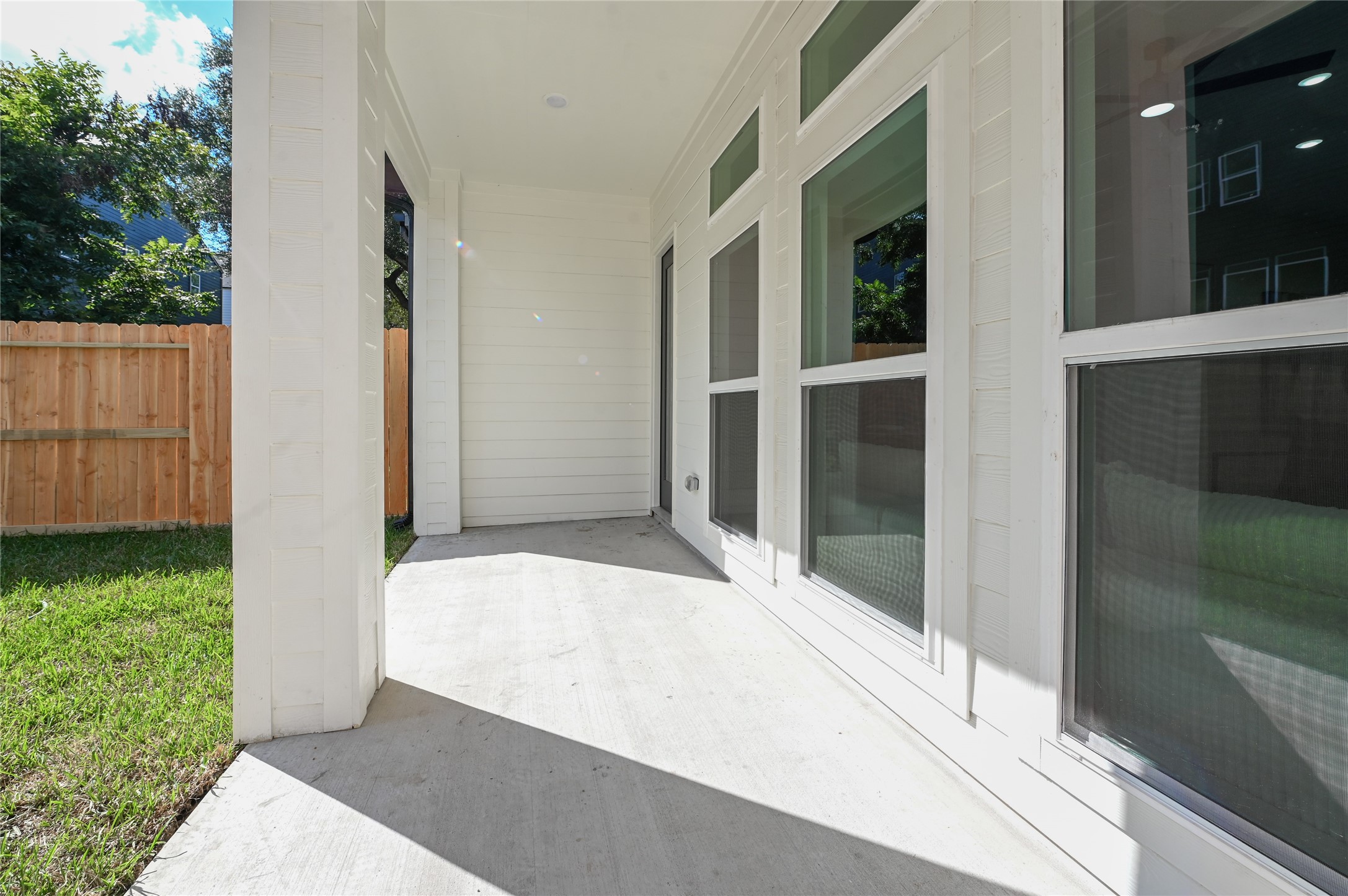14113 Bridgeport Road Houston, TX 77047 - Photo 26 of 33 Covered back patio is great for relaxation