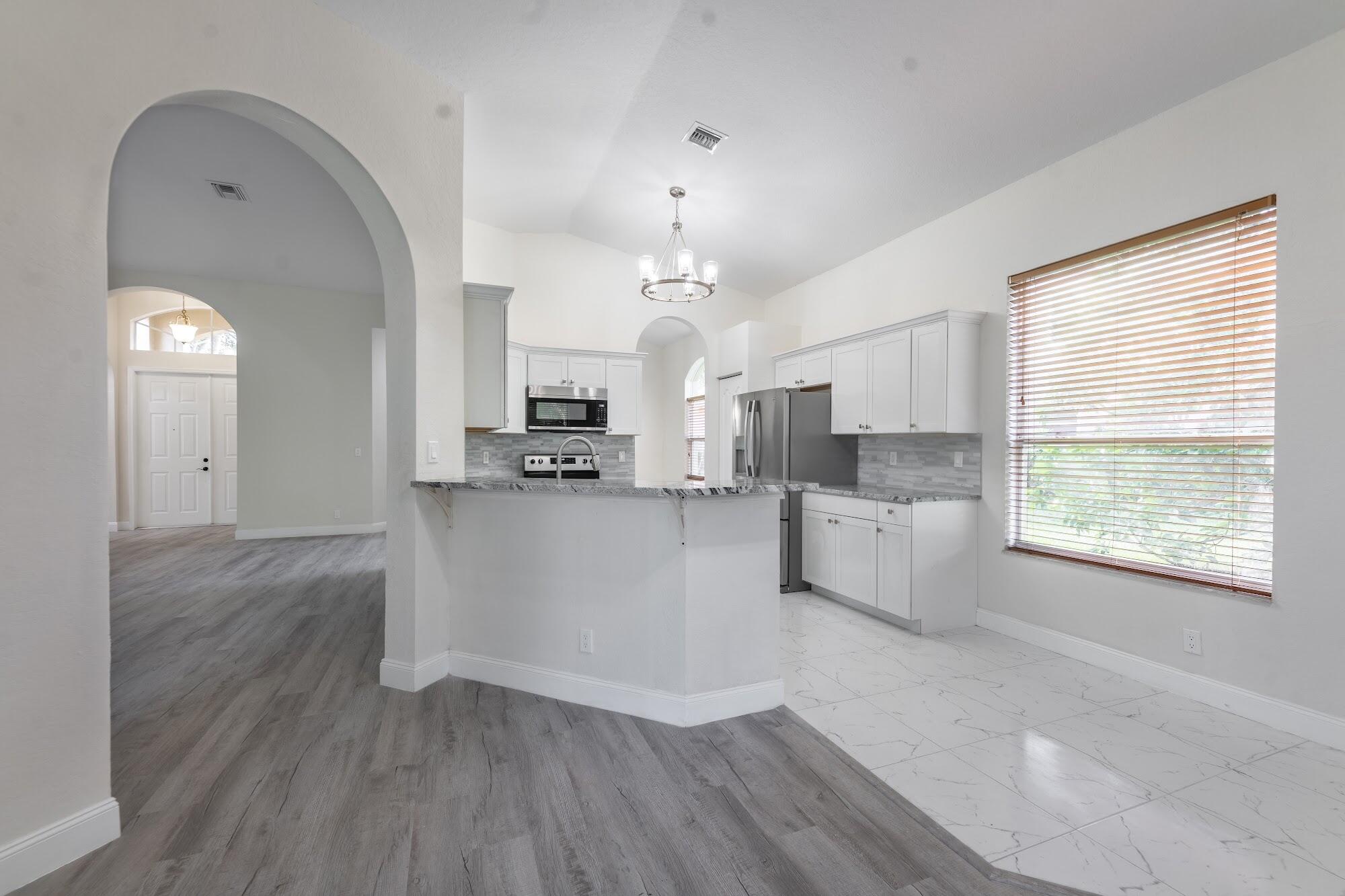 5761 Spanish River Road Fort Pierce, FL 34951 - Photo 11 of 25 IMG_0641