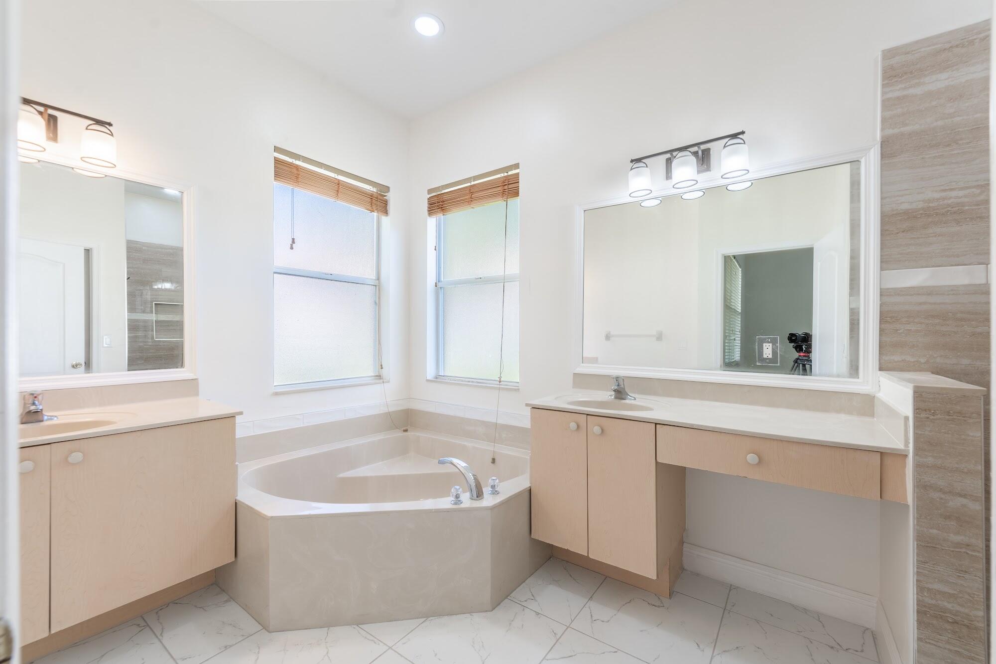 5761 Spanish River Road Fort Pierce, FL 34951 - Photo 18 of 25 IMG_0651