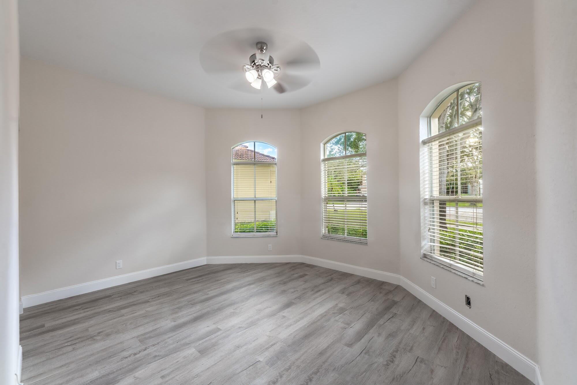 5761 Spanish River Road Fort Pierce, FL 34951 - Photo 4 of 25 IMG_0656