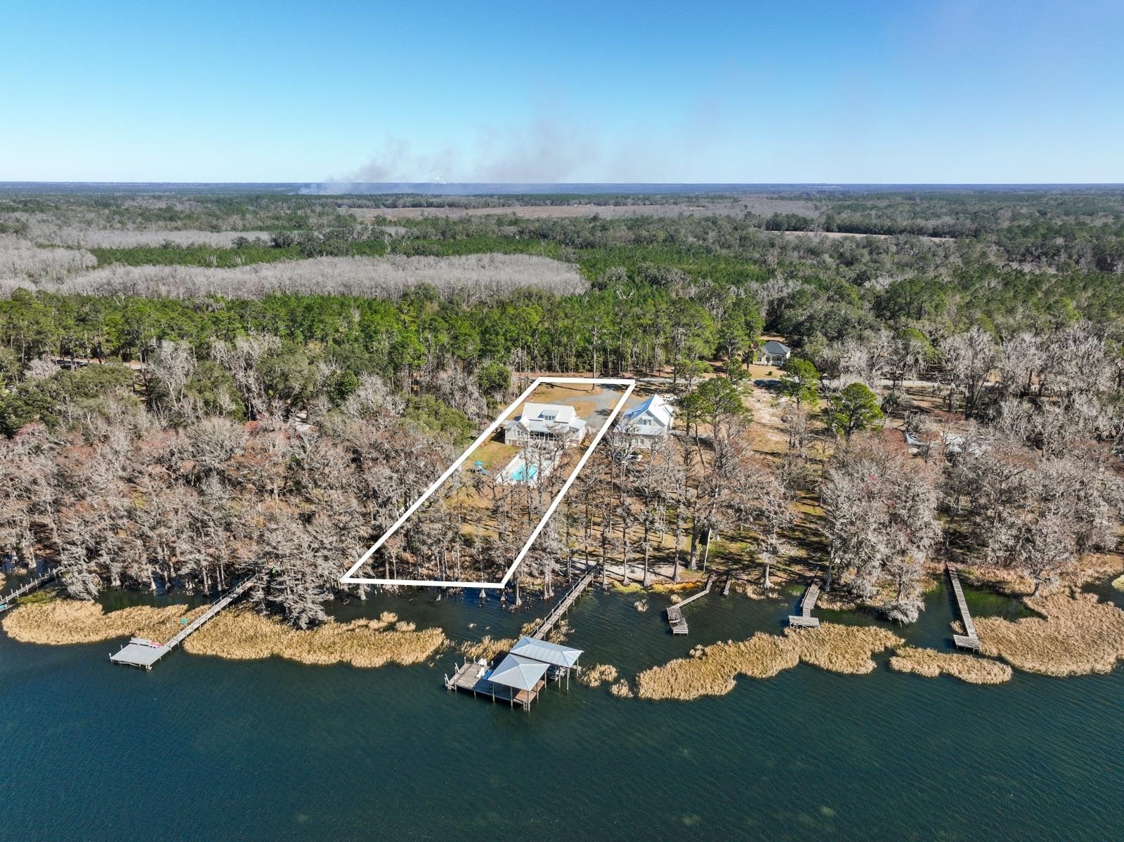 2845 Northeast Cherry Lake Cir