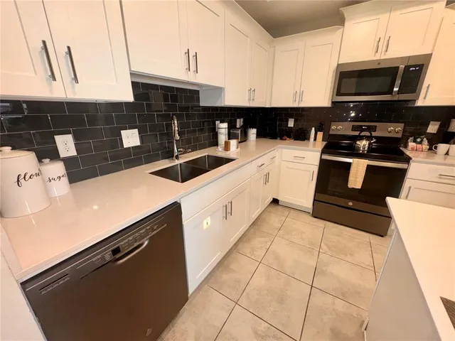 $2,500 | 3150 Paradox Circle, Unit 406, Kissimmee, FL 34746