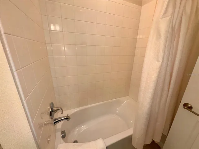 $2,500 | 3150 Paradox Circle, Unit 406, Kissimmee, FL 34746