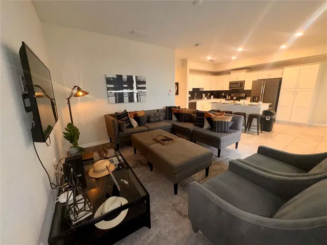 $2,500 | 3150 Paradox Circle, Unit 406, Kissimmee, FL 34746