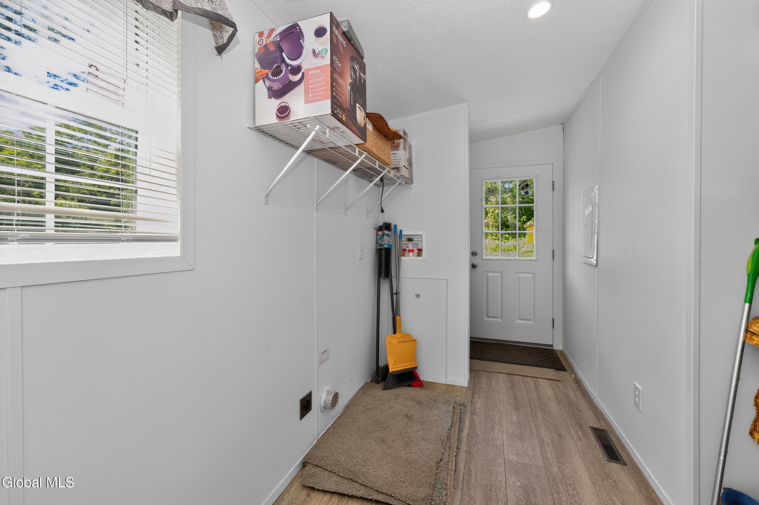 119 County Road 354 Rensselaerville, NY 12469 - Photo 22 of 35 7 Mudroom 1