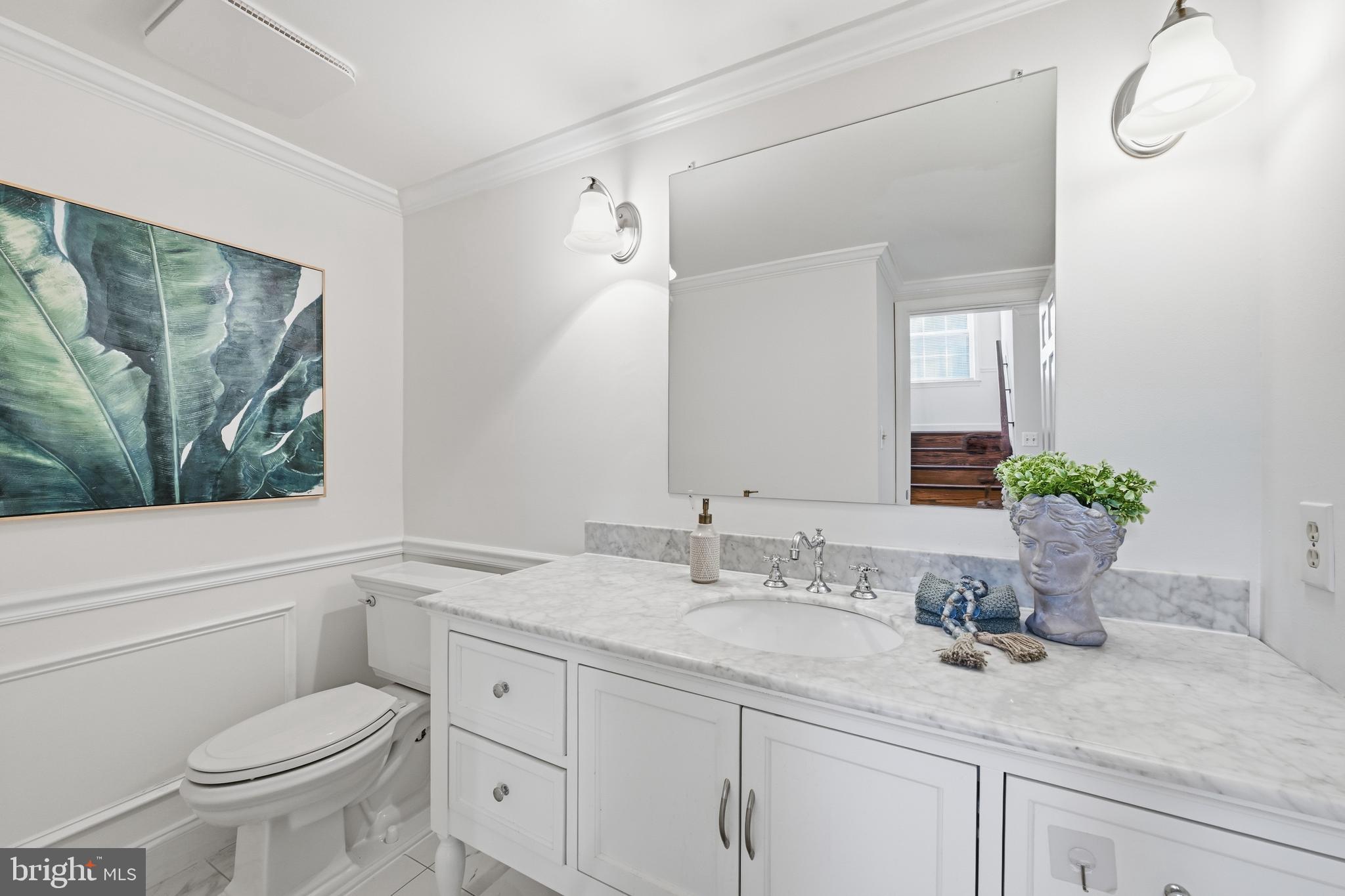 2311 North Glebe Road Arlington, VA 22207 - Photo 14 of 33 Main level powder room is fabulous