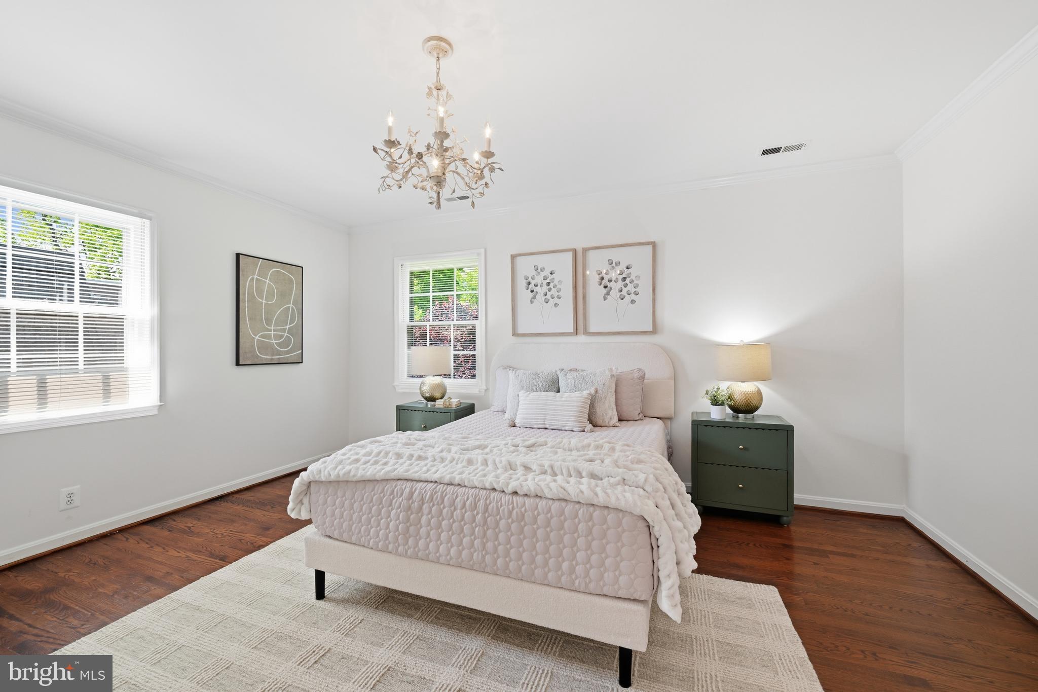 2311 North Glebe Road Arlington, VA 22207 - Photo 15 of 33 Primary bedroom is huge