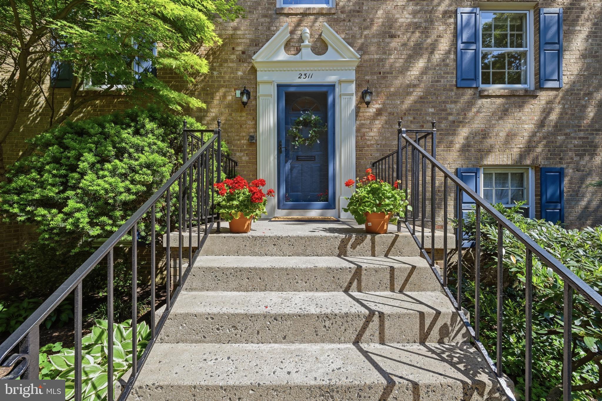 2311 North Glebe Road Arlington, VA 22207 - Photo 2 of 33 Serene community of 24 townhomes