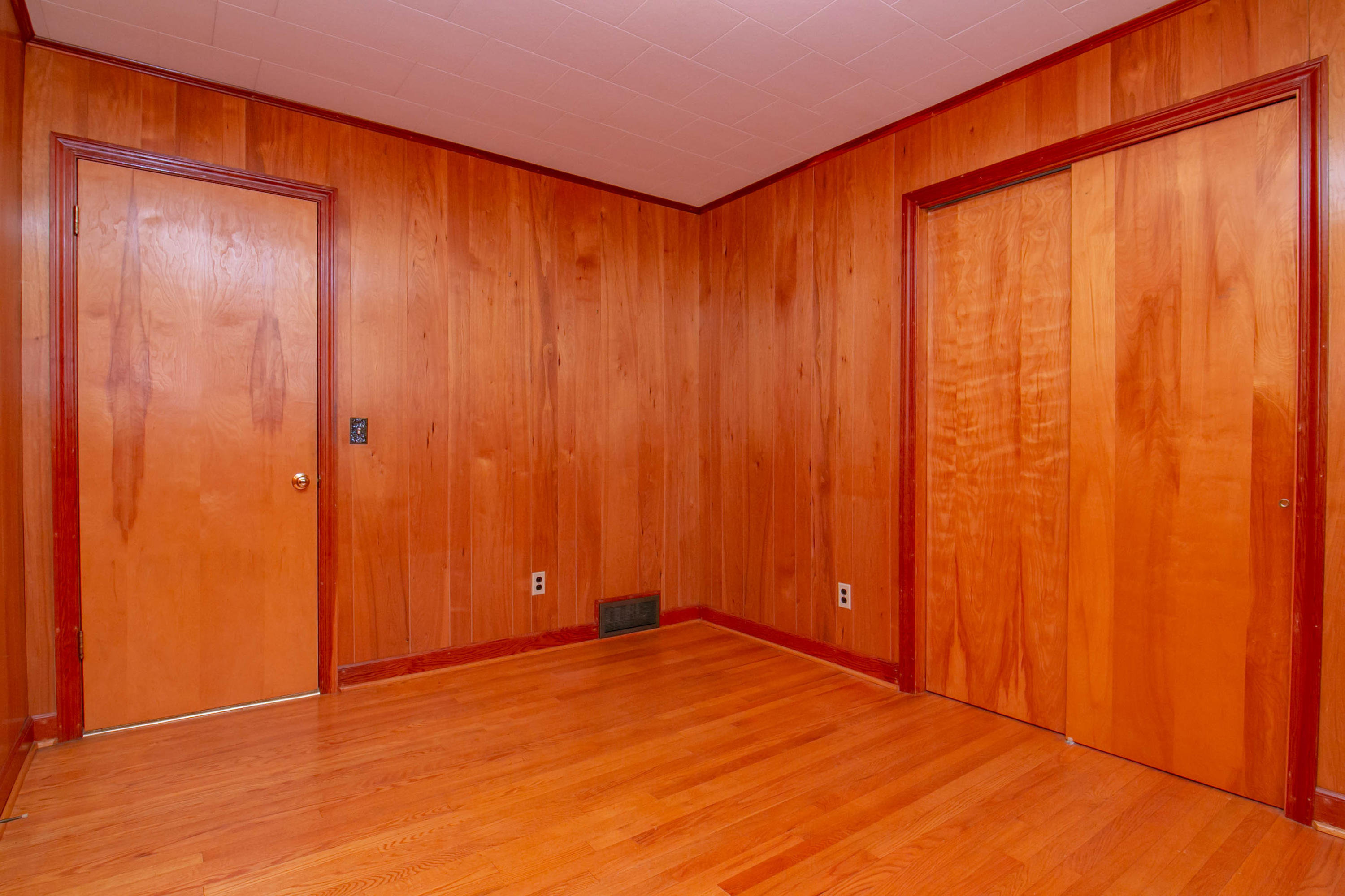 3256 Sago Road Callands, VA 24530 - Photo 31 of 59 an empty room with wooden walls