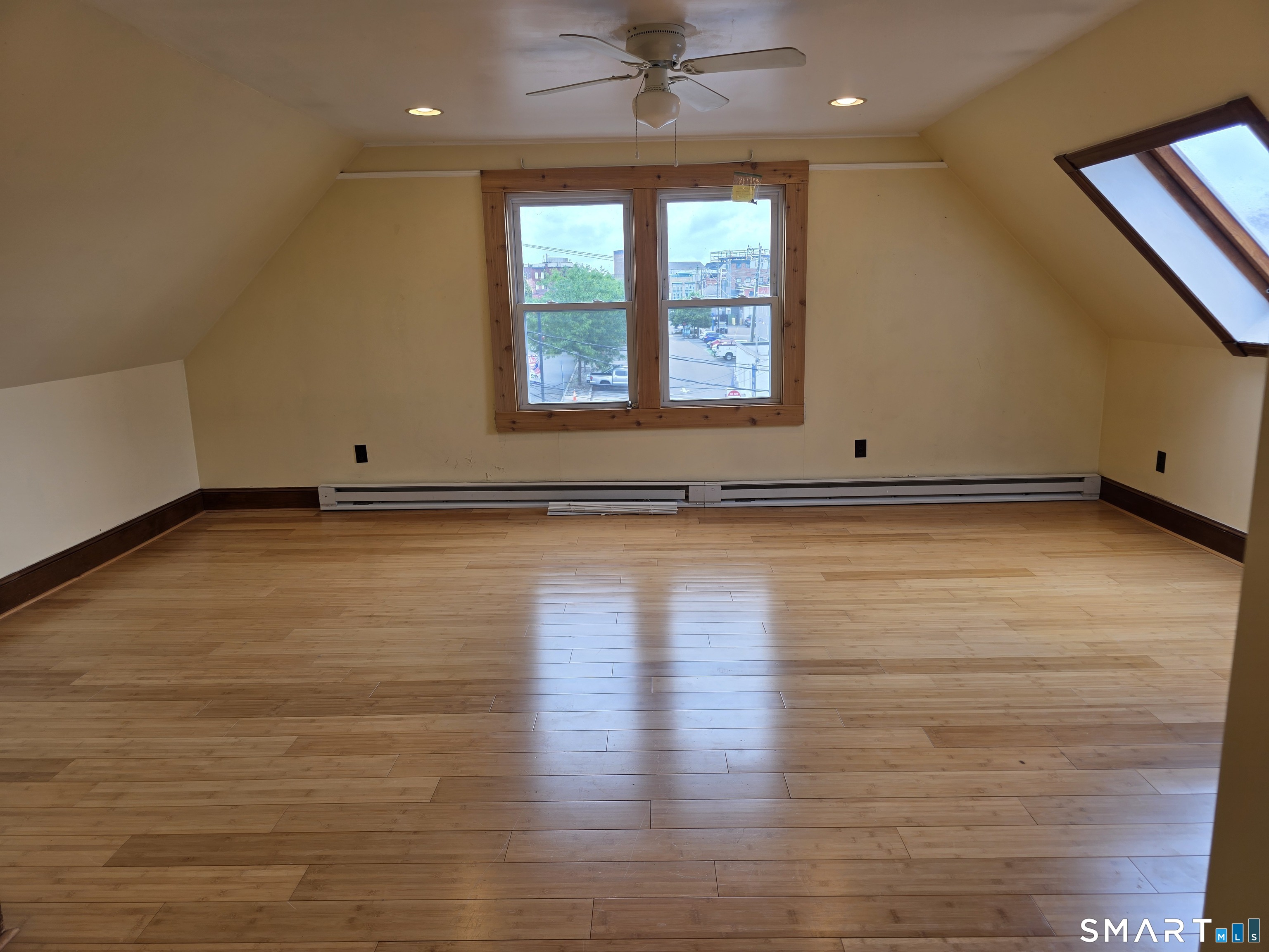 16 Tilley Street, Unit 3 New London, CT 06320 - Photo 3 of 15