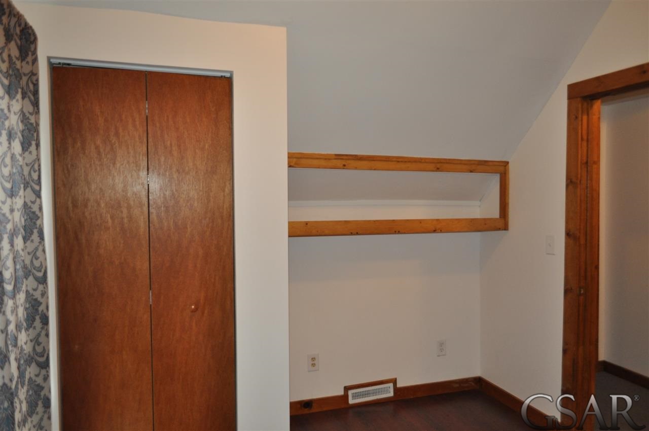 7005 South Vernon Road Durand, MI 48429 - Photo 13 of 29 31217923-12.JPG