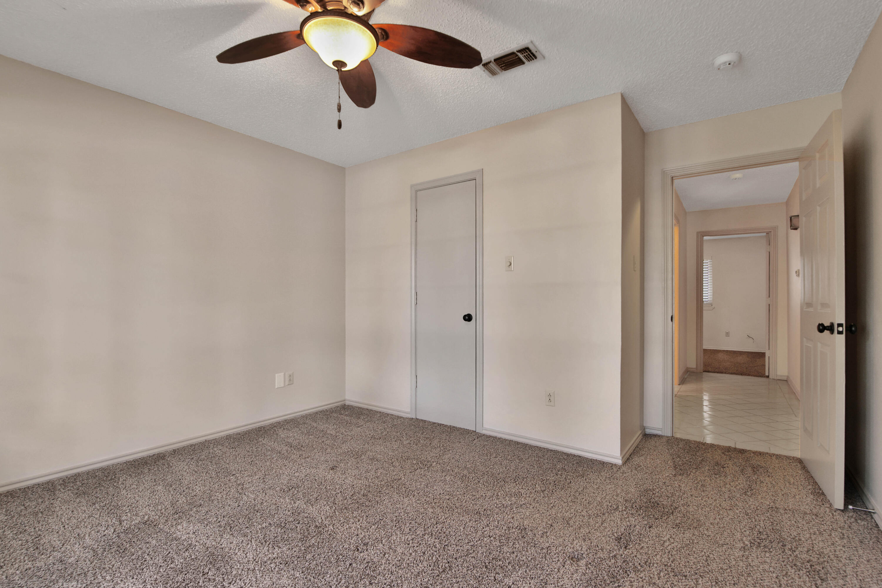 5721 80th Street Lubbock, TX 79424 - Photo 26 of 41 Bedroom #3
