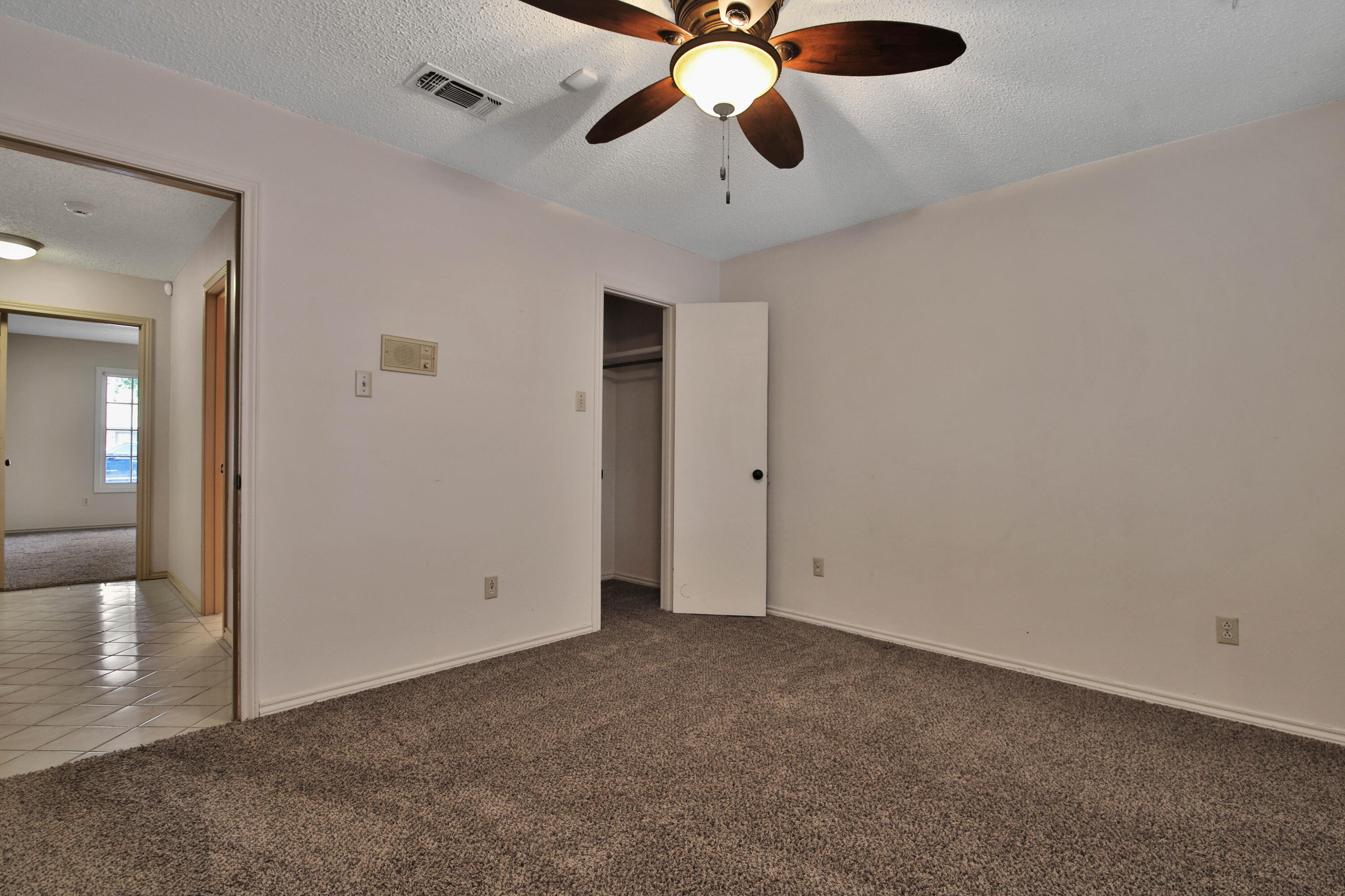 5721 80th Street Lubbock, TX 79424 - Photo 30 of 41 Bedroom #4