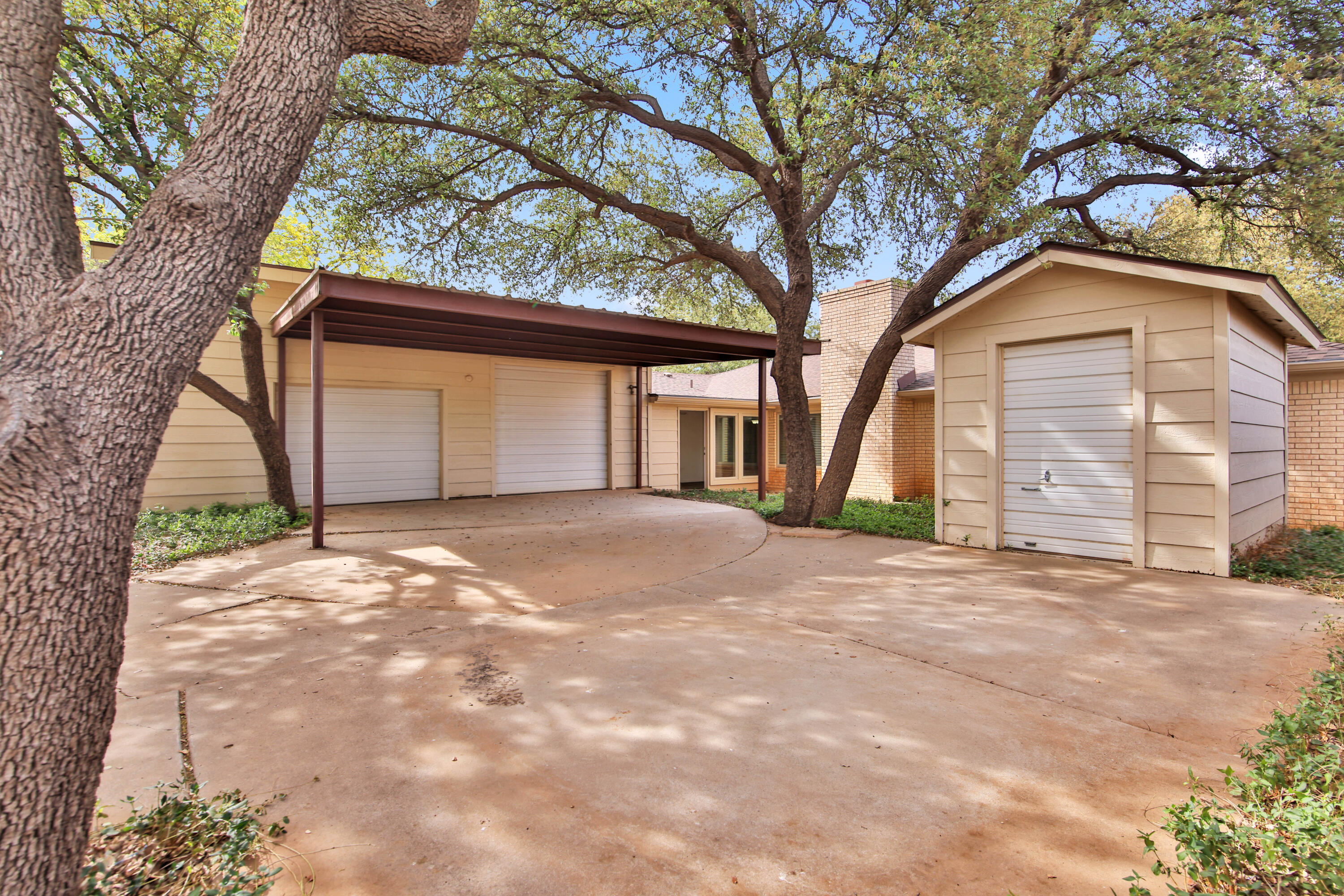 5721 80th Street Lubbock, TX 79424 - Photo 35 of 41 Shop & Shed