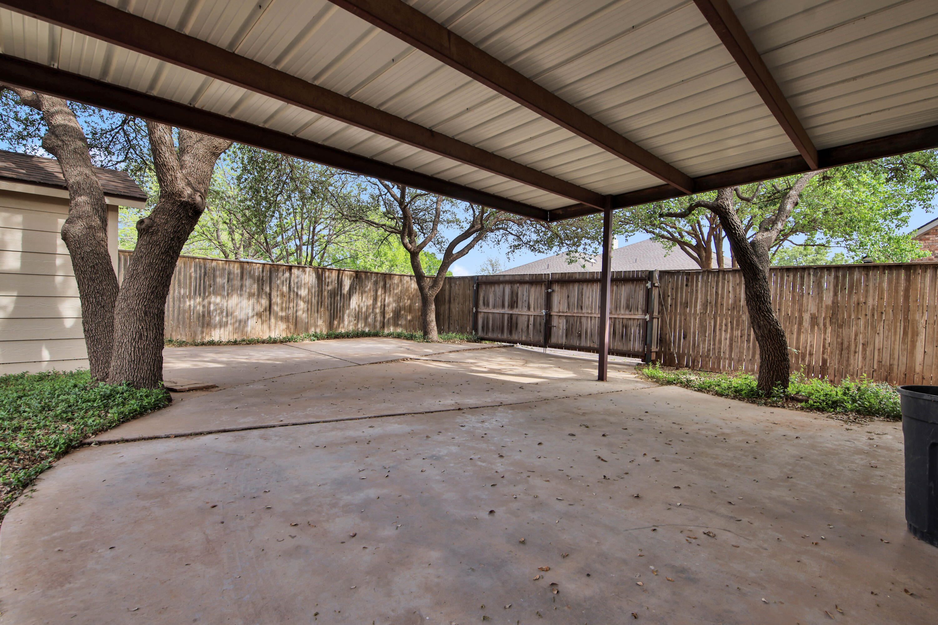 5721 80th Street Lubbock, TX 79424 - Photo 36 of 41 Carport-Back Yard