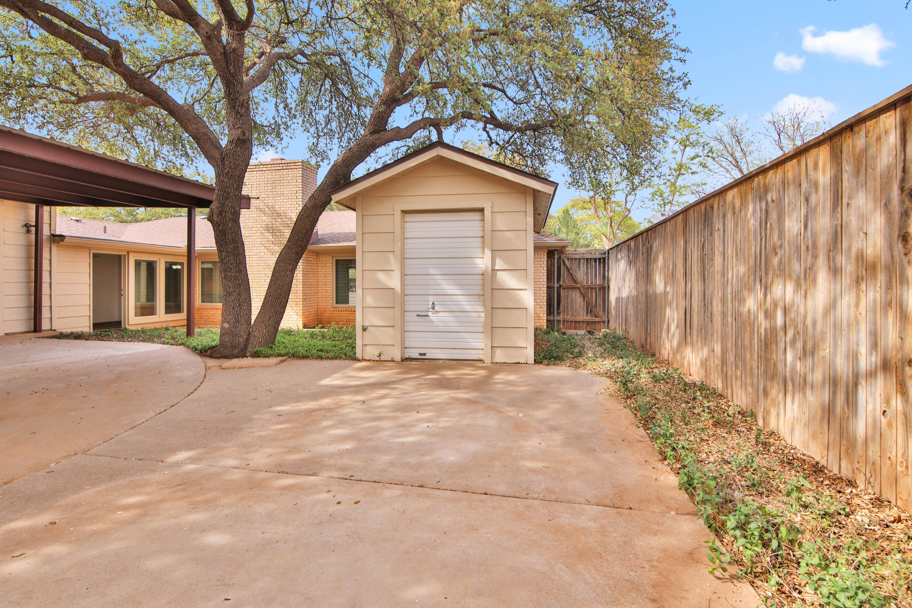 5721 80th Street Lubbock, TX 79424 - Photo 39 of 41 Shed