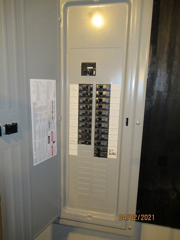 28 Glencoe Street Springfield, MA 01104 - Photo 37 of 38 Gallery Image 37