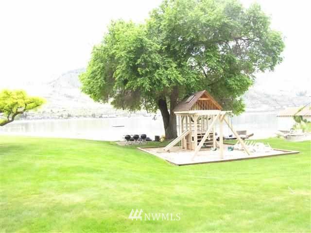 104 Spader Bay Road, Unit 11 Chelan, WA 98816 - Photo 12 of 15 Gallery Image 12