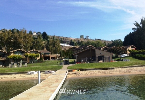 104 Spader Bay Road, Unit 11 Chelan, WA 98816 - Photo 3 of 15 Gallery Image 3
