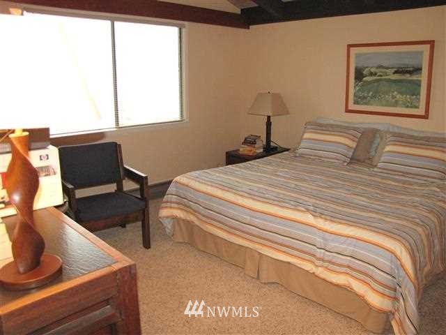 104 Spader Bay Road, Unit 11 Chelan, WA 98816 - Photo 8 of 15 Gallery Image 8