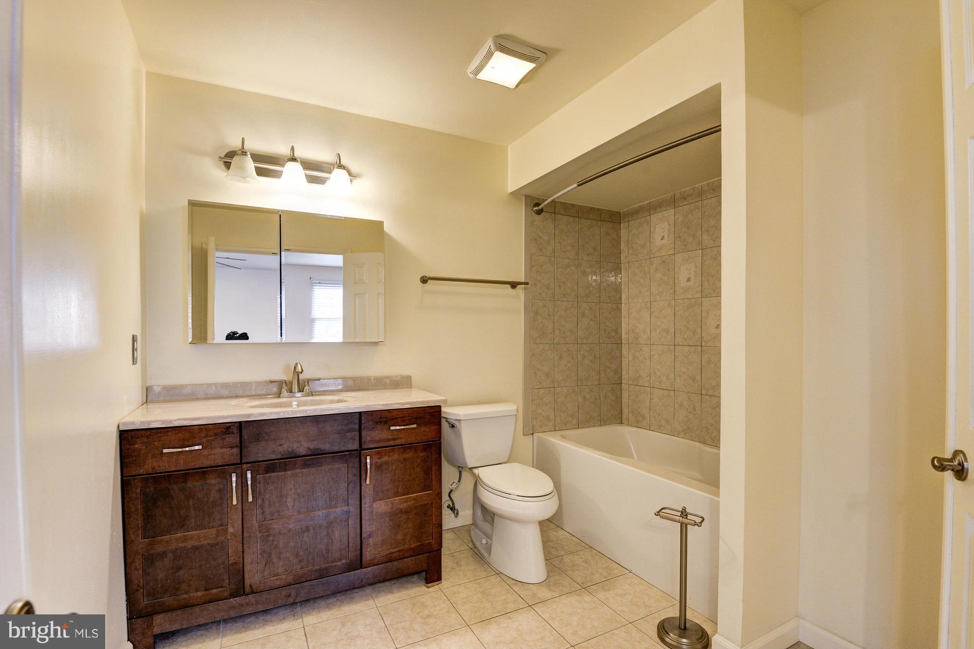 217 Tor Bryan Road Fort Washington, MD 20744 - Photo 4 of 30 Bath (Master)