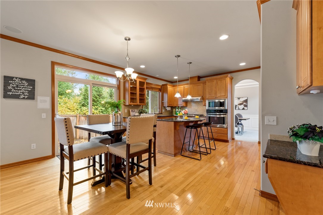 21415 37th Avenue Southeast Bothell, WA 98021 - Photo 9 of 29