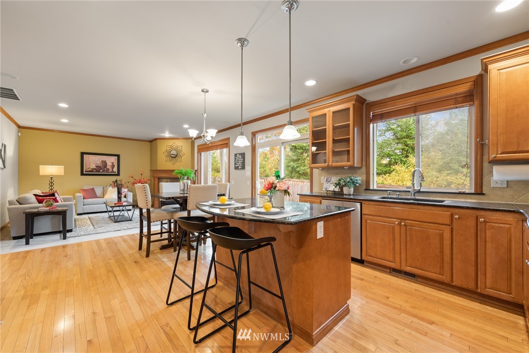 21415 37th Avenue Southeast Bothell, WA 98021 - Photo 10 of 29