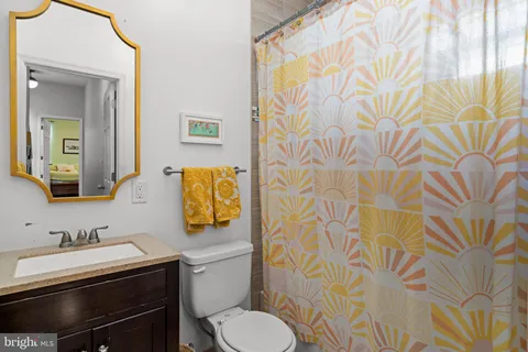 $450,000 | 2022 Federal Street, Philadelphia, PA 19146